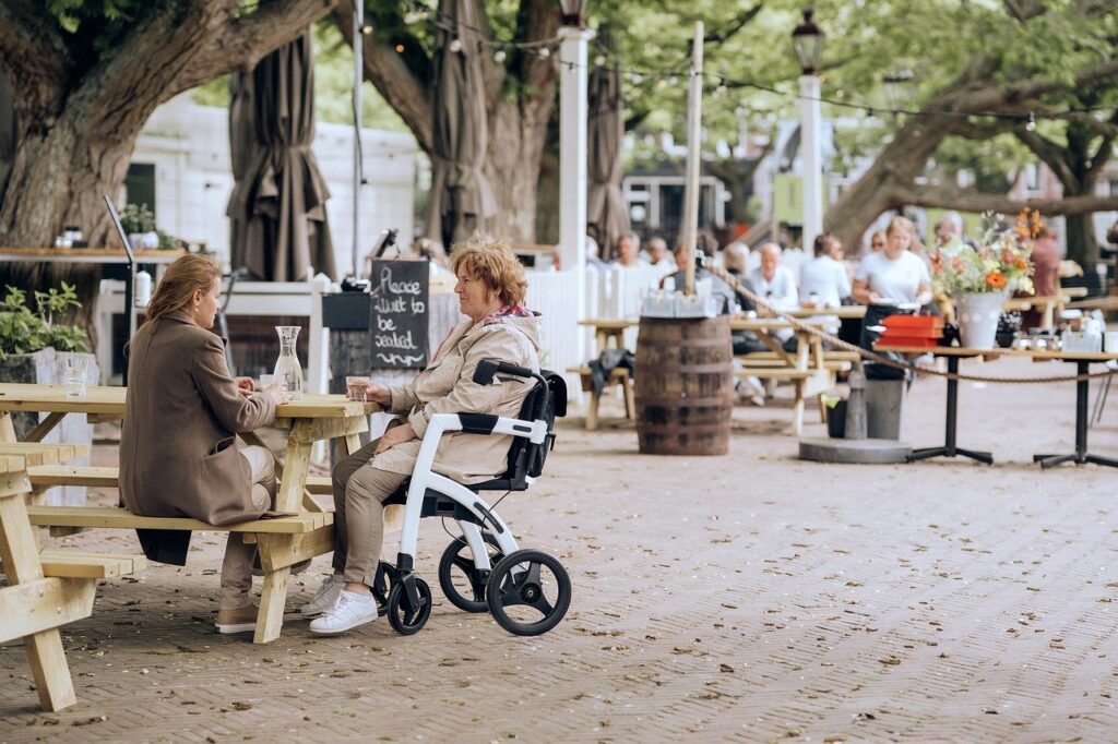 Rollstuhltaugliche, barrierefreie Mobilität in Innenstädten. Blogthema Innenstadt attraktivieren